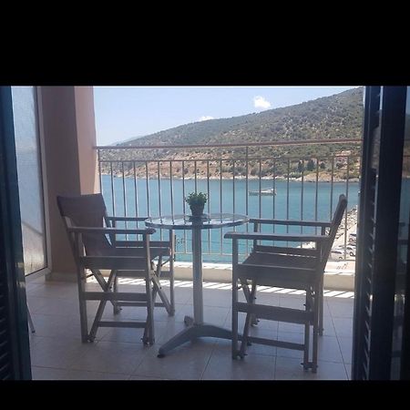 Poseidon Apartments Agia Efimia Eksteriør bilde