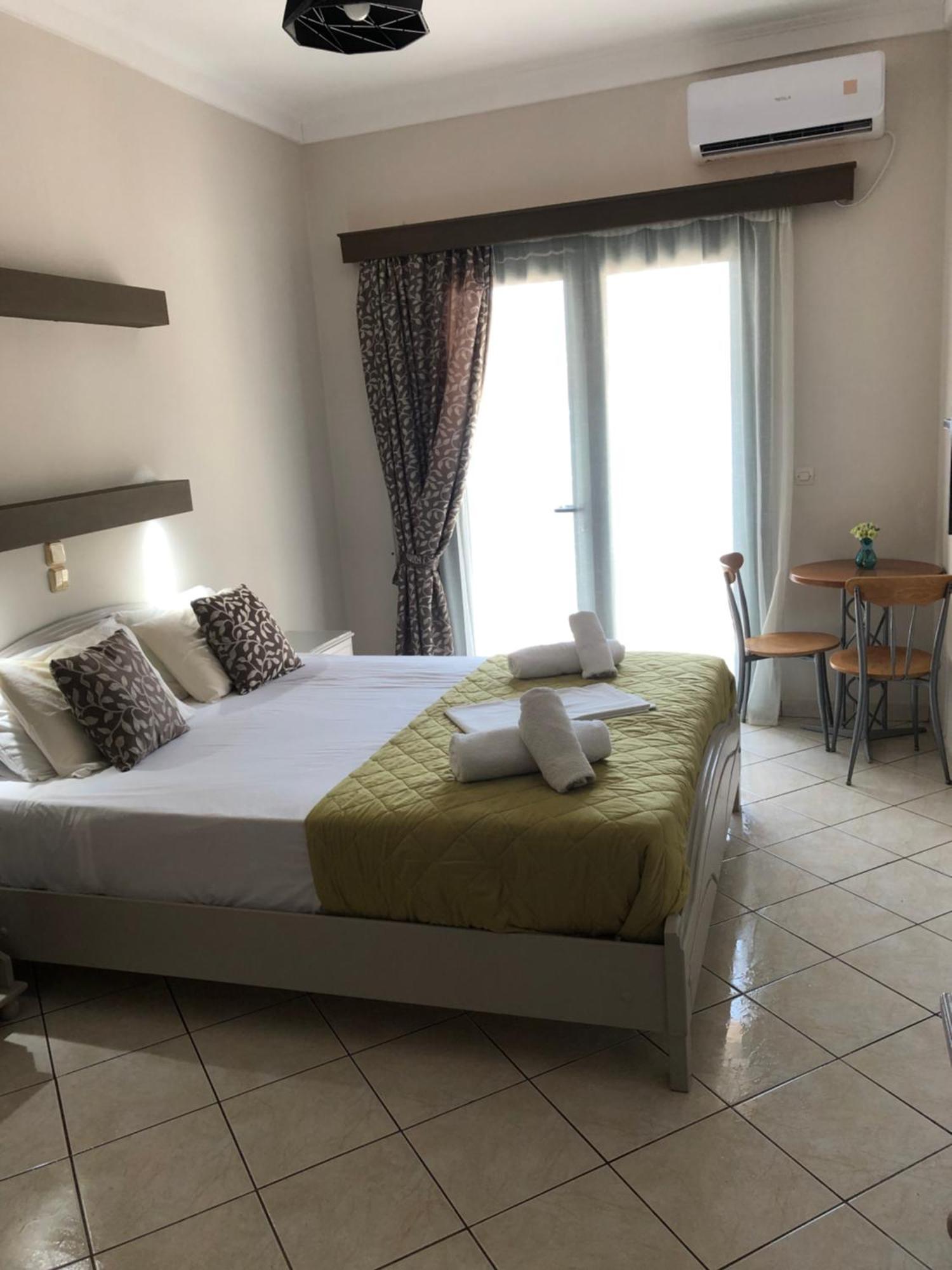 Poseidon Apartments Agia Efimia Eksteriør bilde